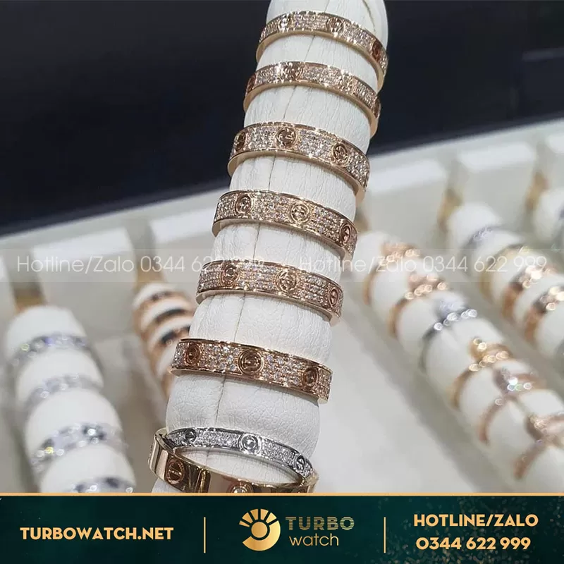 Nhẫn nữ cartier love Ring diamond paved
