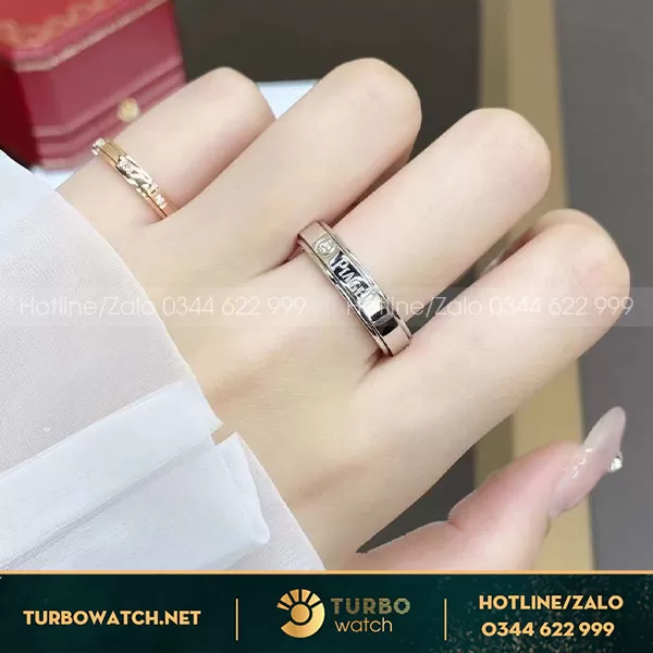 Nhẫn xoay piget vàng 18k 