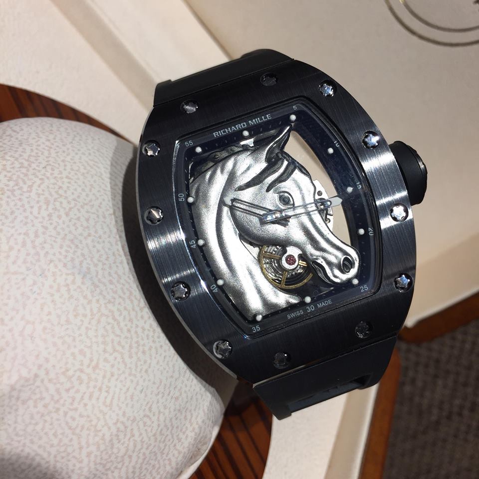 Những ưu điểm nổi bật của đồng hồ breitling fake cao cấp