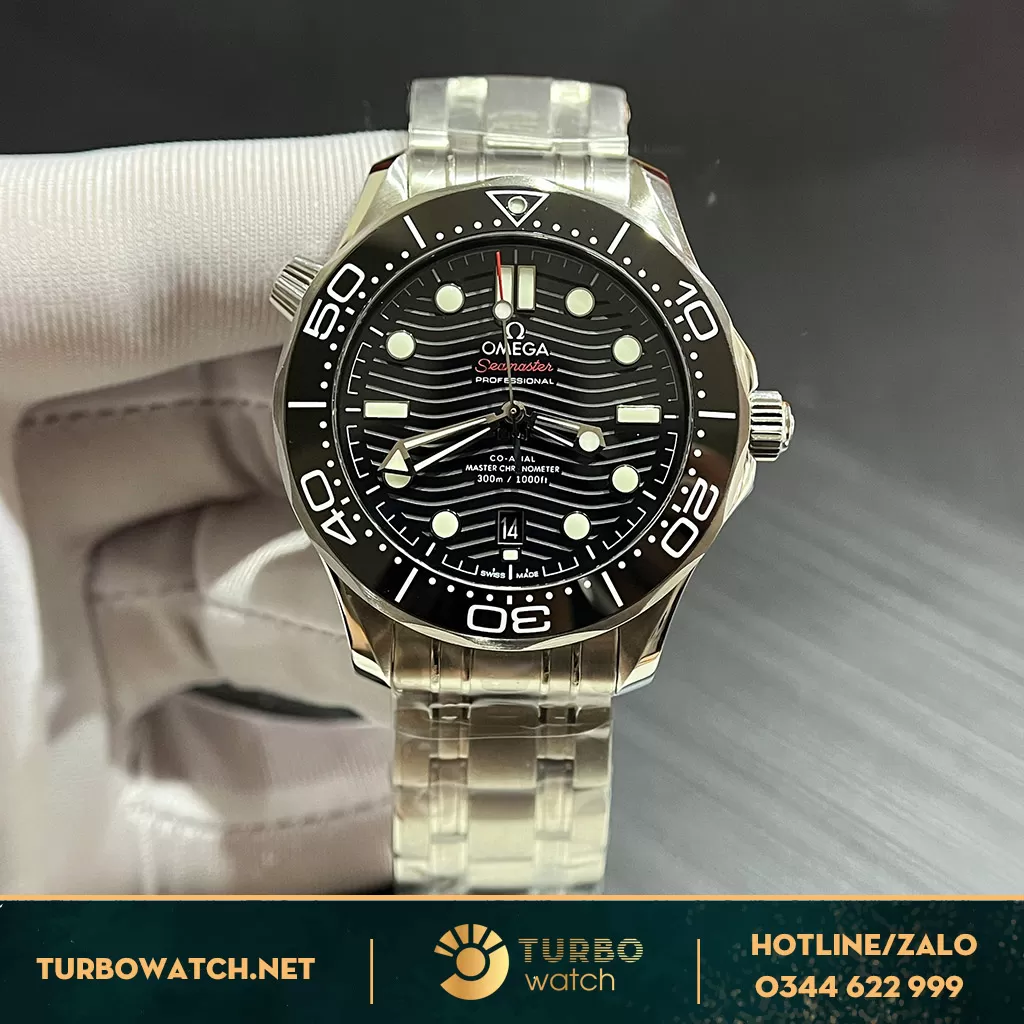 Omega seamaster demi gold vs factory replica
