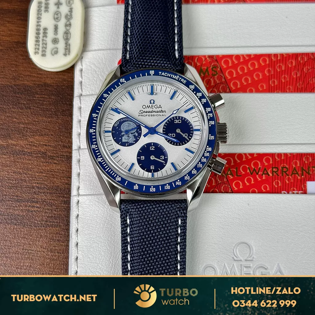 Omega Speedmaster Silver Snoopy 50th Anniversary 42mm Chronograph