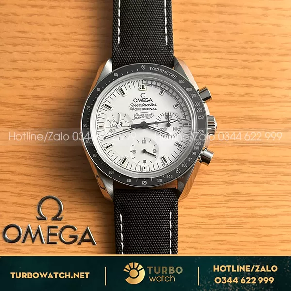 Omega Speedmaster Silver Snoopy Award 45th Anniversary Chronograph