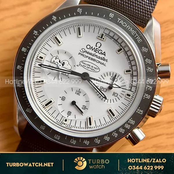 Omega Speedmaster Silver Snoopy Award 45th Anniversary size 42mmcó chức năng Chronograph OS Factory