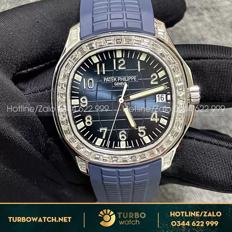 Patek philippe aquanaut 5168 blue dial baguette diamond
