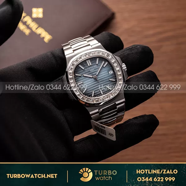 Patek Philippe Nautilus Rep 1 1 5711 Độ Niềng Kim Moissabite Baguette