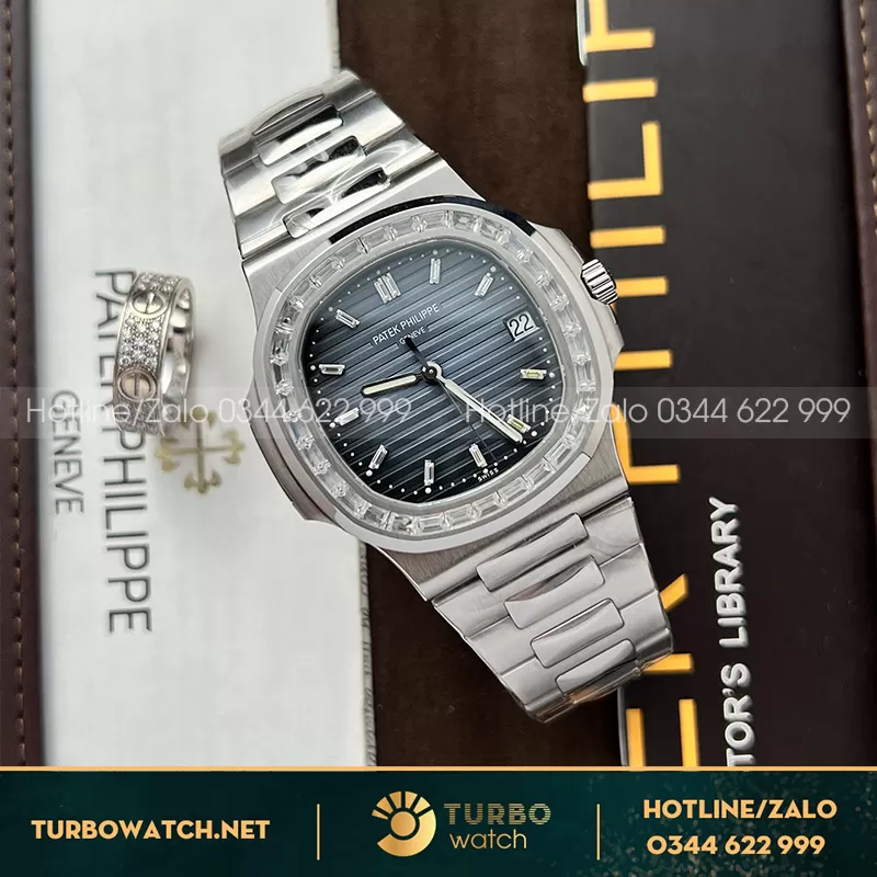 Patek philippe nautilus 5711 mặt xanh đá baguette máy CAL 324s