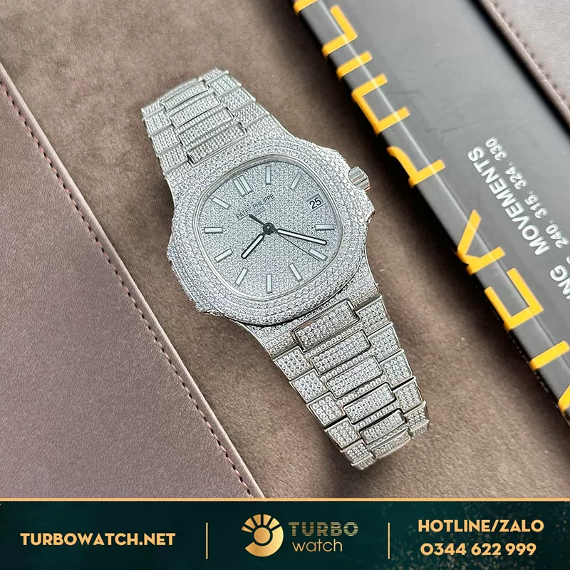 Patek philippe nautilus 5719 fake full đá CZ hong kong