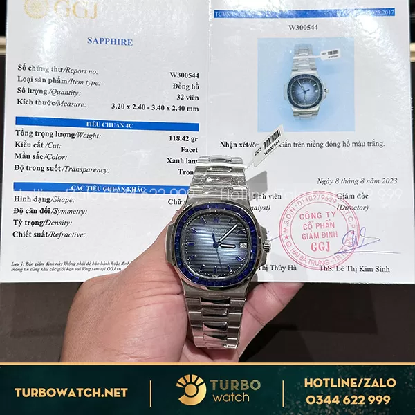 Patek Philippe Nautilus Rep 1 1 5723 Saphire Mặt Tinh Chỉnh