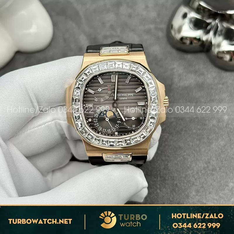 Patek philippe nautilus 5724r rose gold baguette diamond chế tác