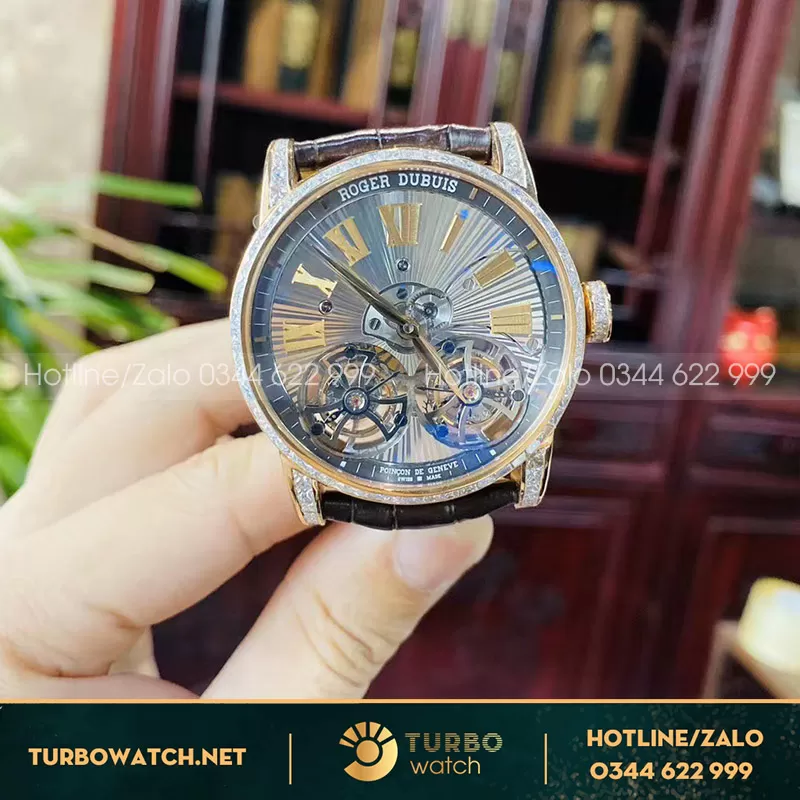 Roger dubuis double tourbillon chế tác vàng đúc 18k kim cương thiên nhiên baguette