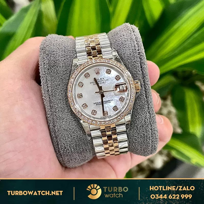 Rolex datejust nữ demi rose gold độ viền kim cương moissanite