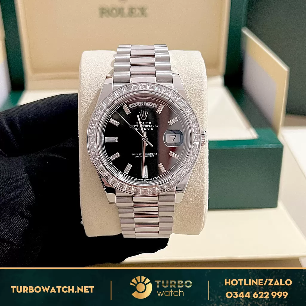 Rolex Day-Date 228396TBR đính đá Mặt Số Đen Replica 