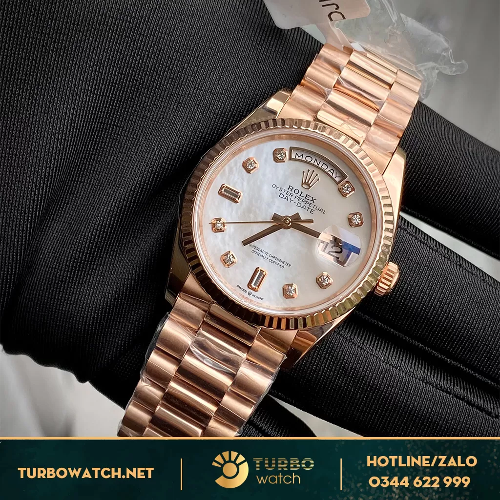 Rolex Day-Date 36 128235-0029 Mặt Số Vỏ Trai Trắng Replica 