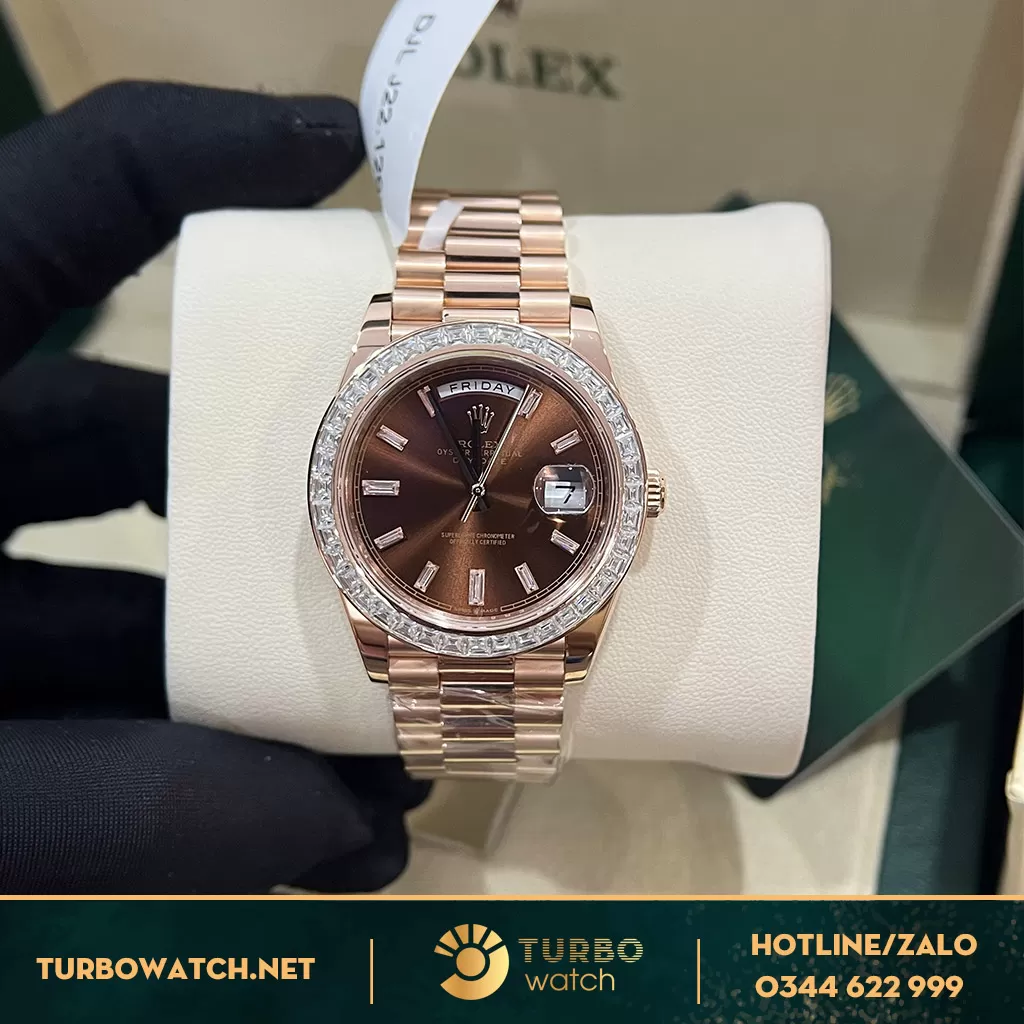 Rolex Day-Date 40 228345RBR Fake 1:1 Mặt Số Chocolate Cọc ,Vành số Bagutte 