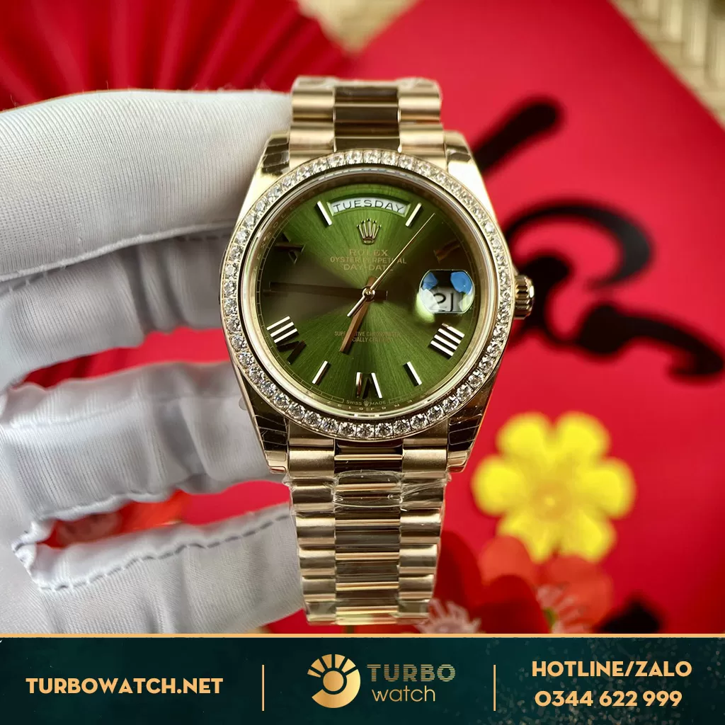Rolex Day-Date 40 228349RBR Mặt Số Xanh Lá Cây Replica 