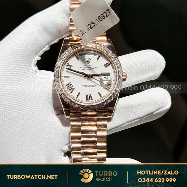 Rolex daydate bọc vàng viền kim cương moissanite 