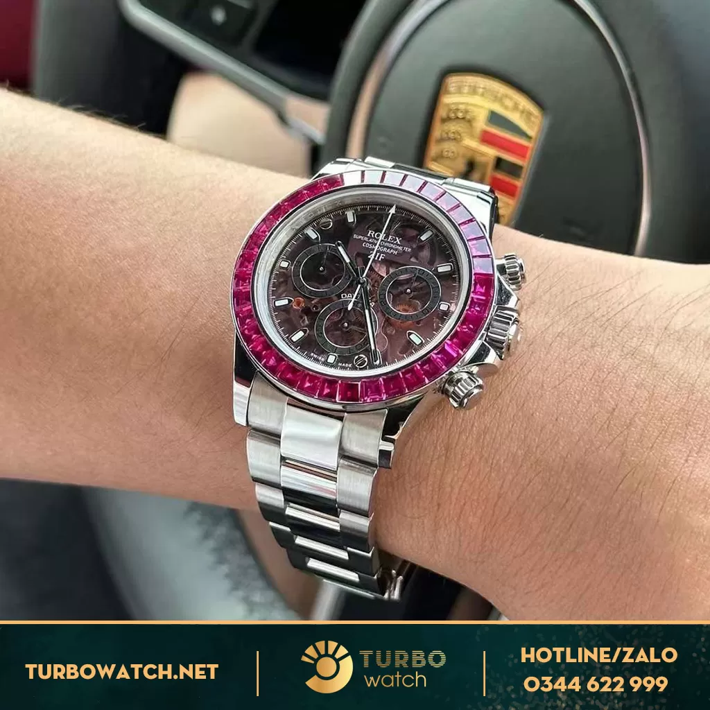 Rolex daytona mặt skelaton viền đá baguette