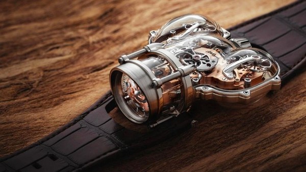 Vẻ đẹp độc đáo có chút kỳ quái của đồng hồ MB&F Legacy Machine replica