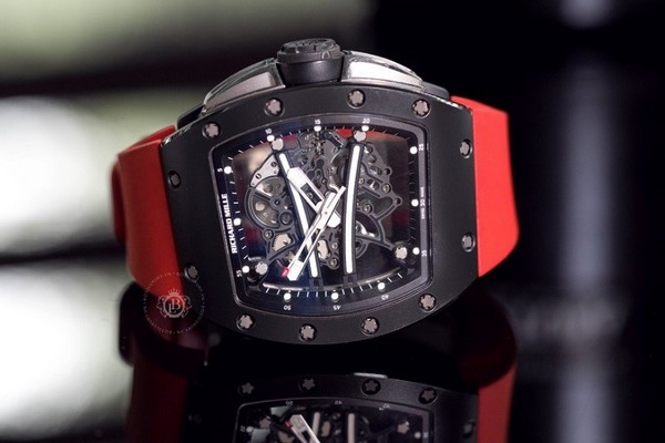 Đồng hồ Richard Mille 61 01 đẳng cấp