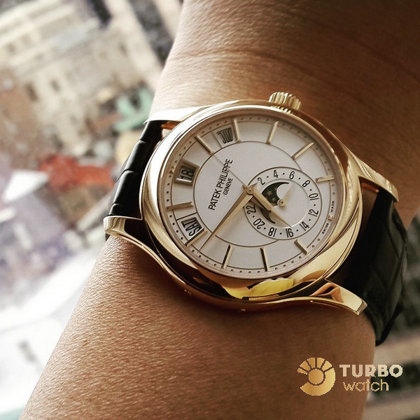 So sánh Patek Philippe Complications 5205r fake 1 với Vacheron Constantin Patrimony Traditionnelle rep 1 1