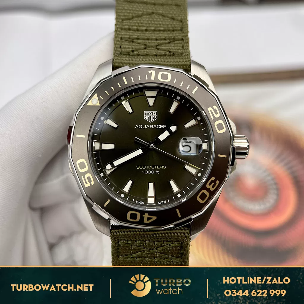 TAG Heuer Aquaracer 43MM WAY201P.FT6178 Mặt Xanh Niềng Ceramic Replica