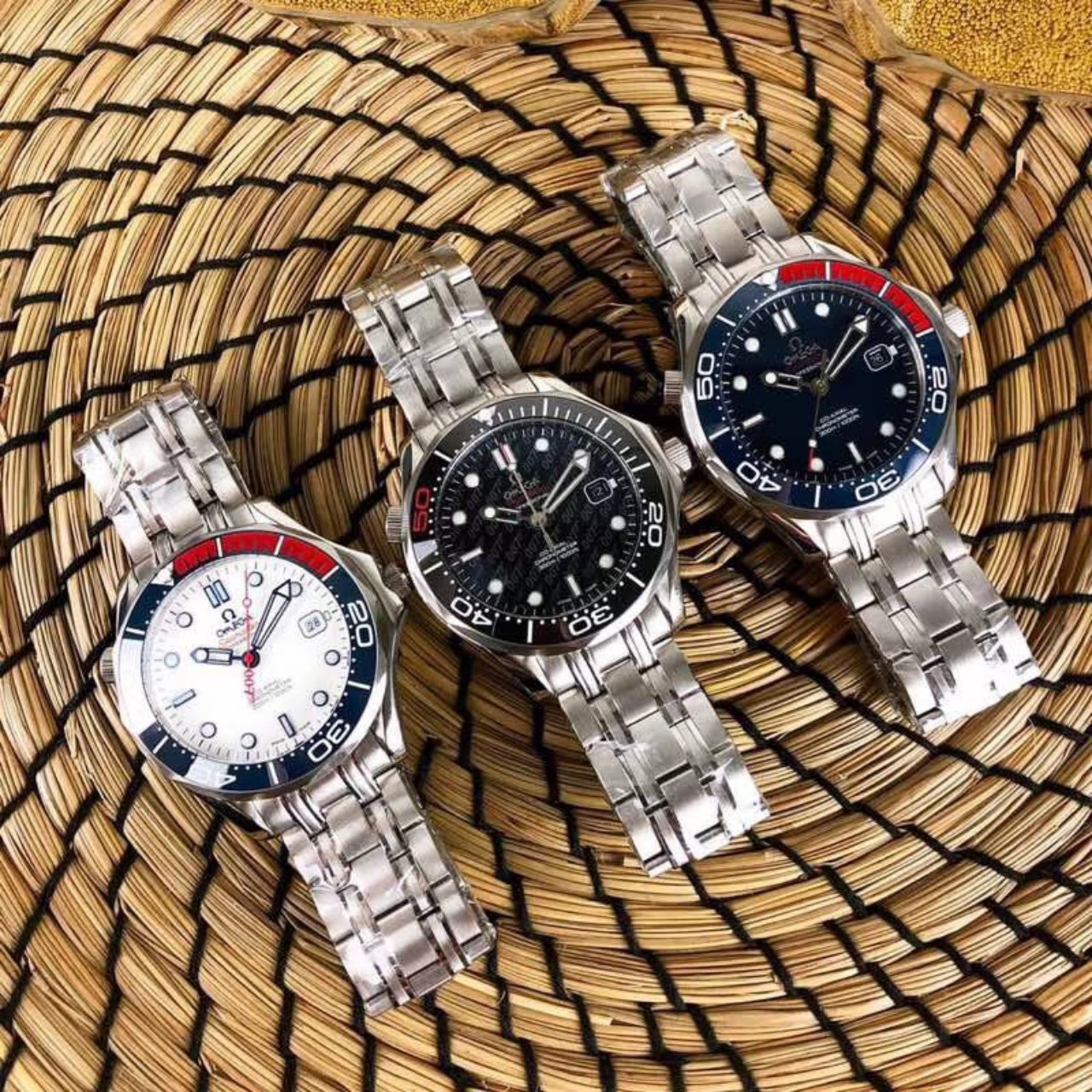 Trải nghiệm đồng hồ replica Omega Seamaster Diver 300m phiên bản V2
