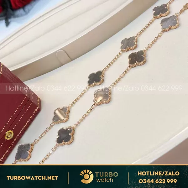 VCA vintage alhambra bracelets 18k