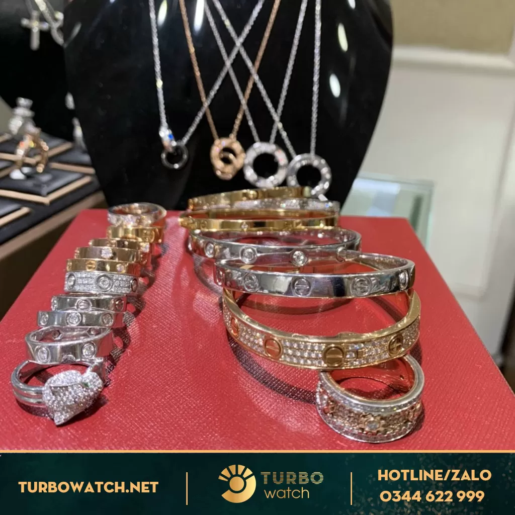 vòng nhẫn lắc tay cartie vàng 18k kim cương thiên nhiên